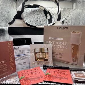 Sephora bag and minis.